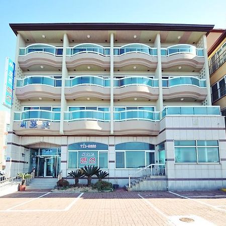 Jeju Sea-Port Pension Buitenkant foto